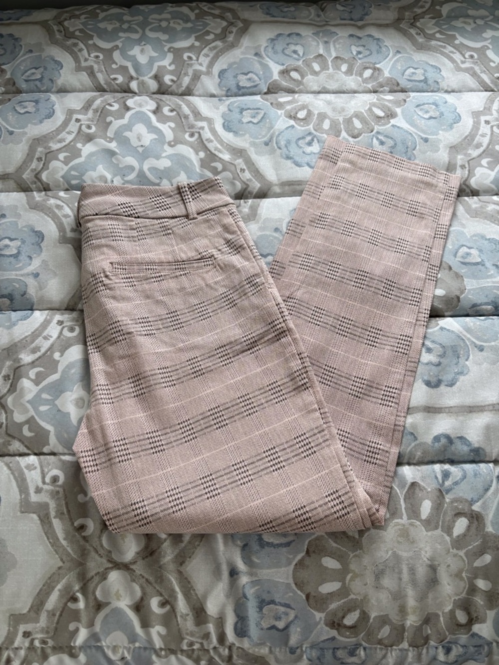 Lord & Taylor women’s stretch ankle jeans.